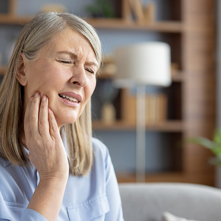 woman with jaw pain